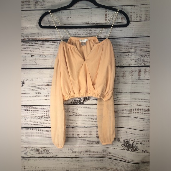Peach Chiffon Women's Top with Pearl Straps XS🍑 - Picture 2 of 10